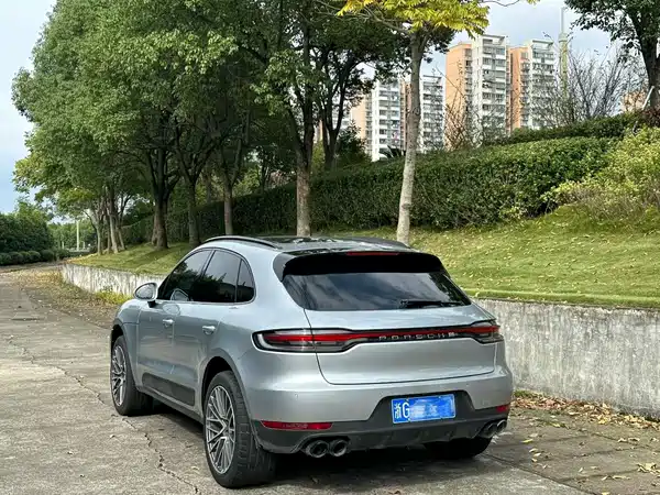 Porsche Macan 2020