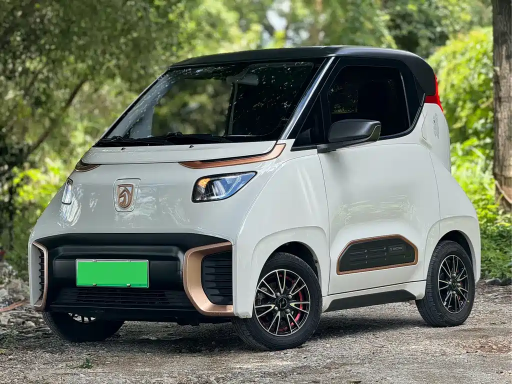Baojun E200 2021