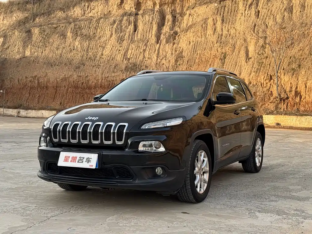 Jeep Cherokee 2017 — фото 1