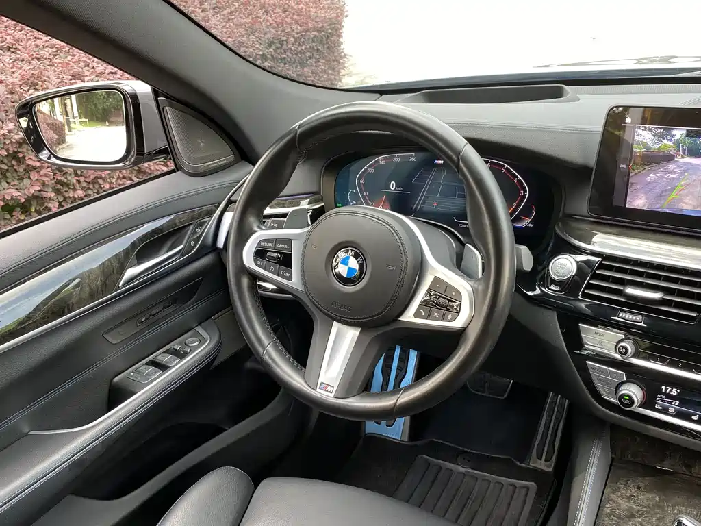 BMW 6 Series GT 2022 — фото 17