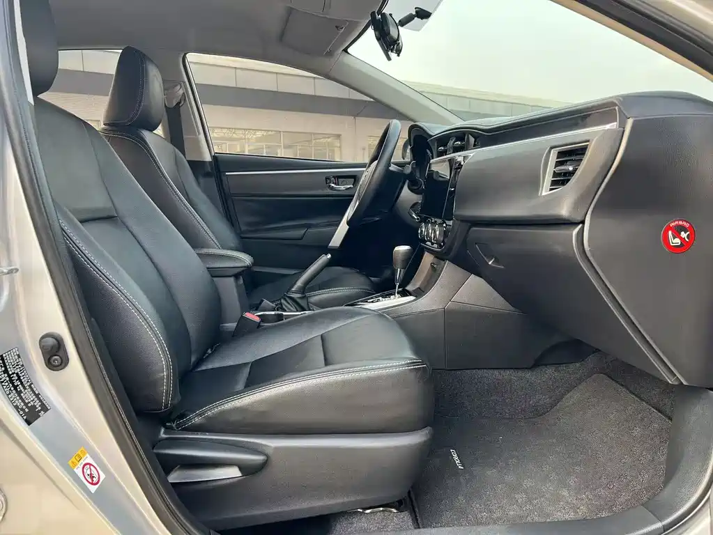 Toyota Corolla 2019 — фото 13