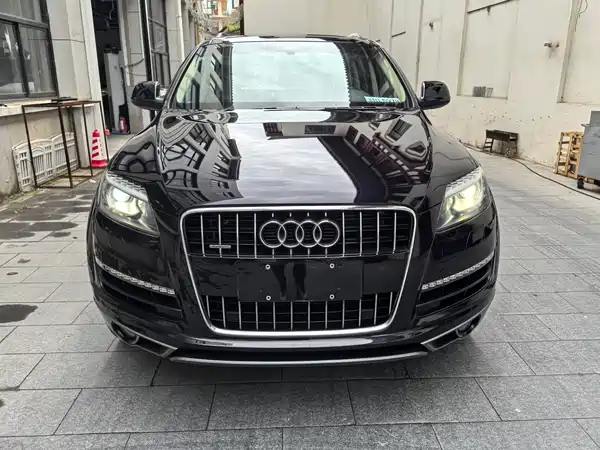 Audi Q7 2011