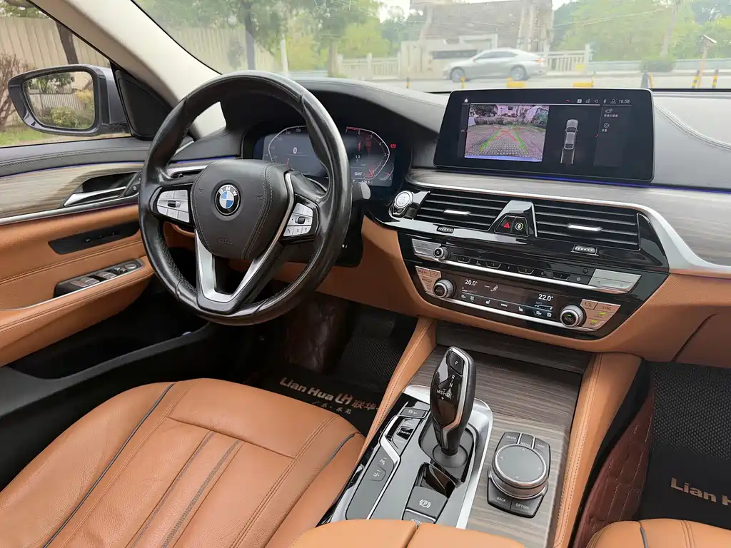 BMW 6 Series GT 2020 — фото 14