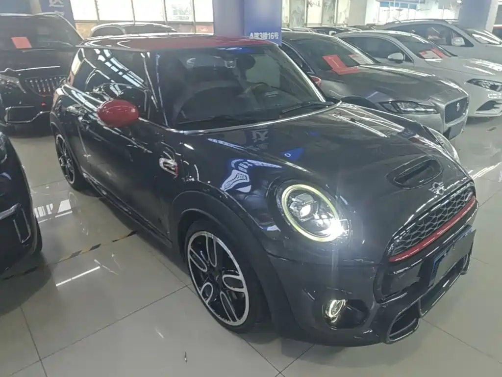 MINI MINI 2021