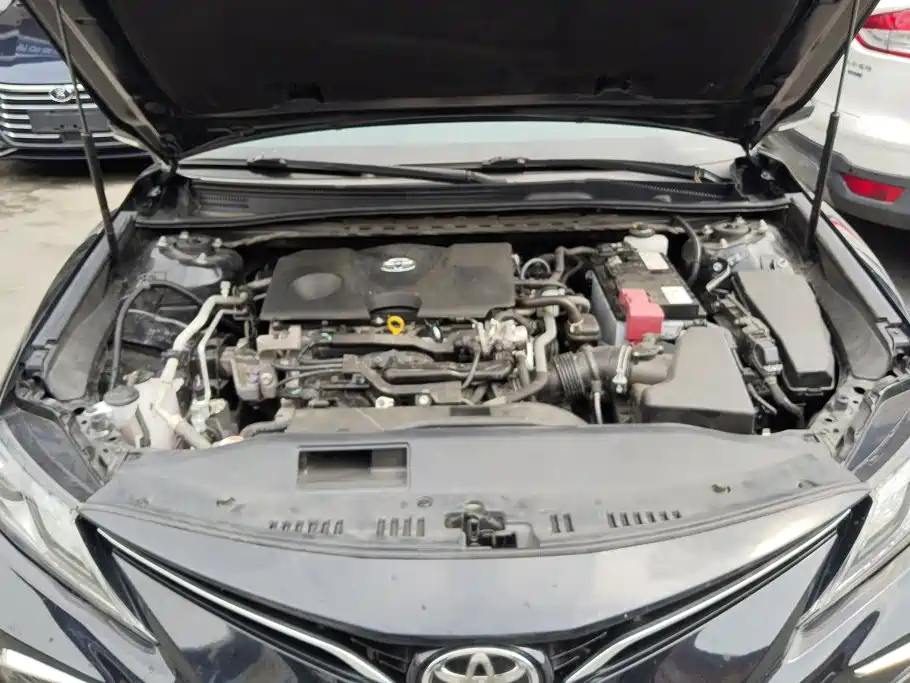Toyota Camry 2022 — фото 10