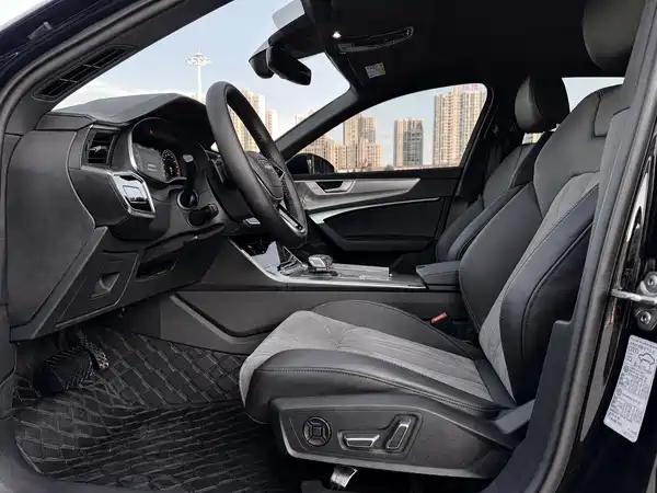 Audi A6L 2025