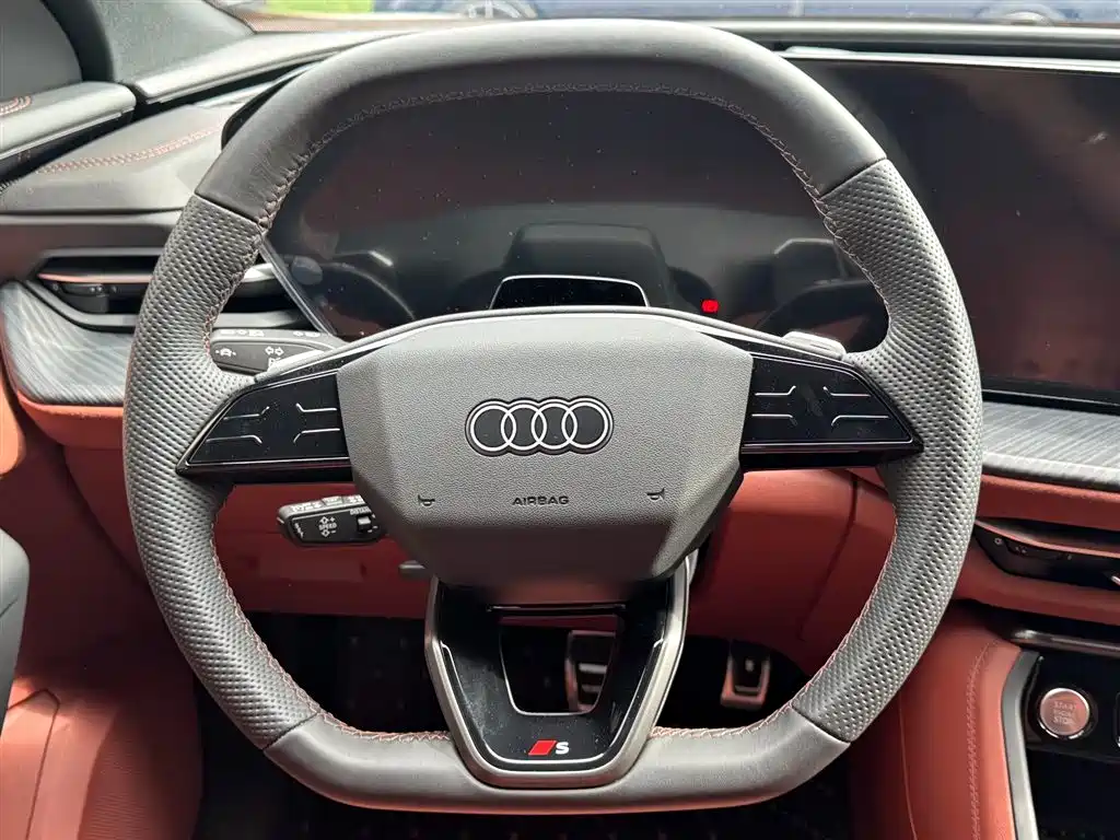 Audi Q5L 2026 — фото 17