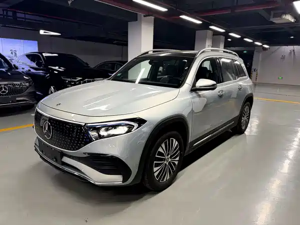 Mercedes-Benz EQB 2026