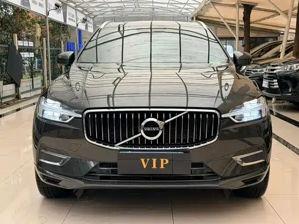 Volvo XC60 2021