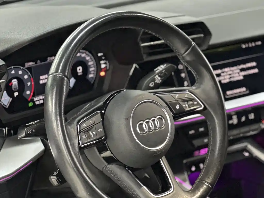 Audi A3 2023 — фото 20