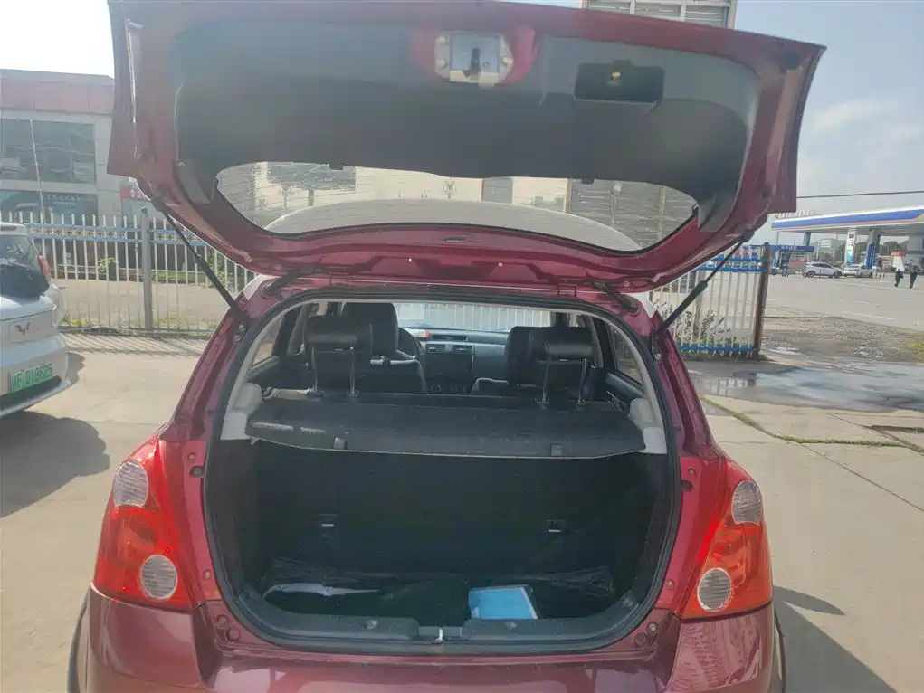 Suzuki Swift 2017 — фото 19
