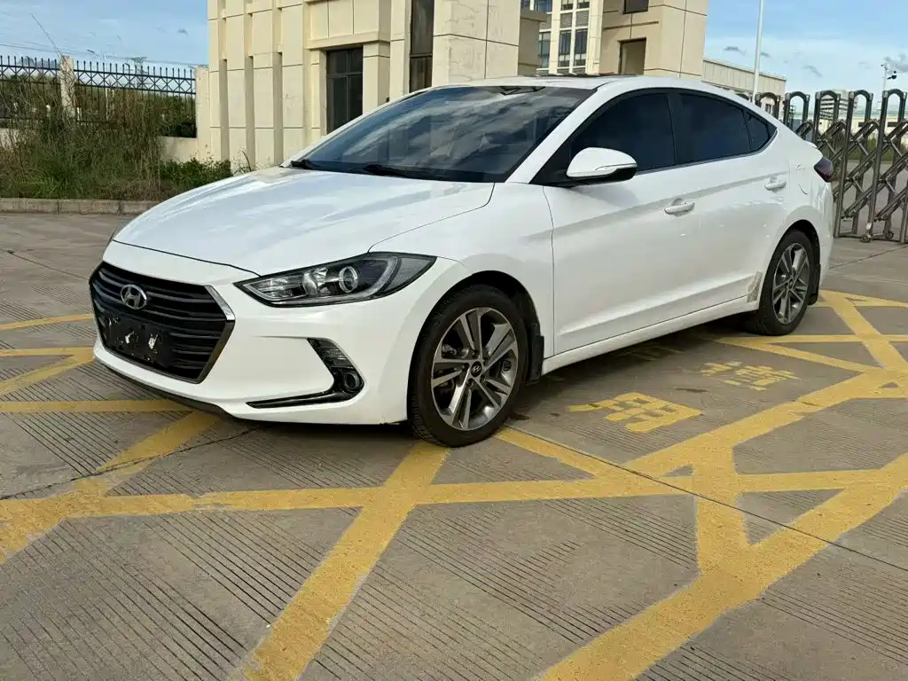 Hyundai Celesta 2017 — фото 2