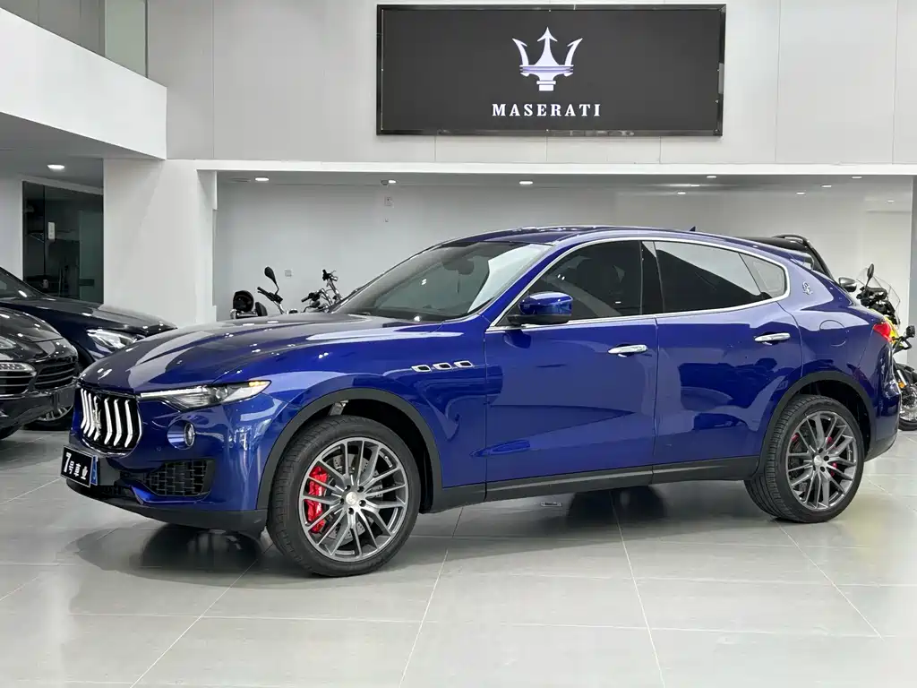 Maserati Levante 2018 — фото 1