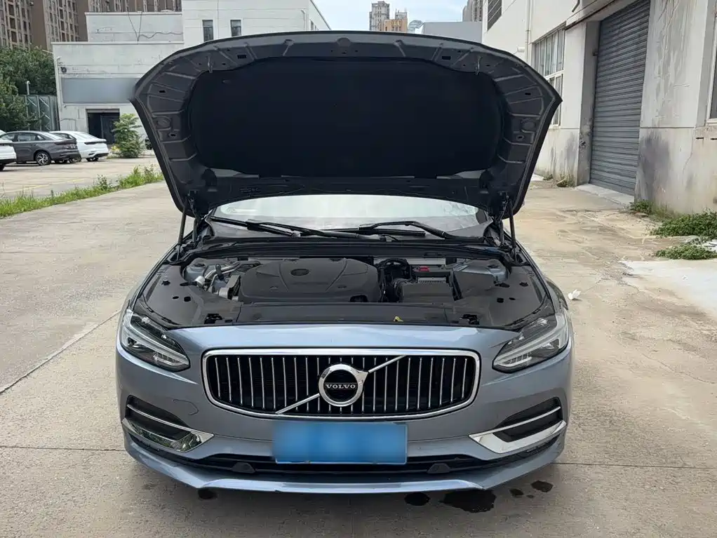 Volvo S90 2020 — фото 16