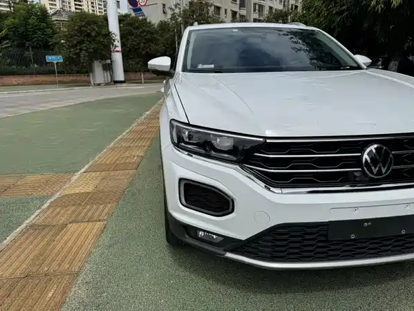 Volkswagen T-Roc 2021