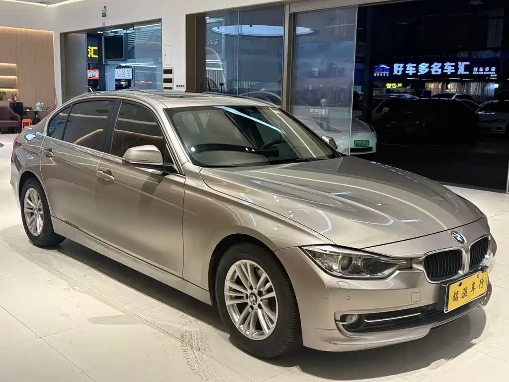 BMW 3 Series 2015 — фото 15
