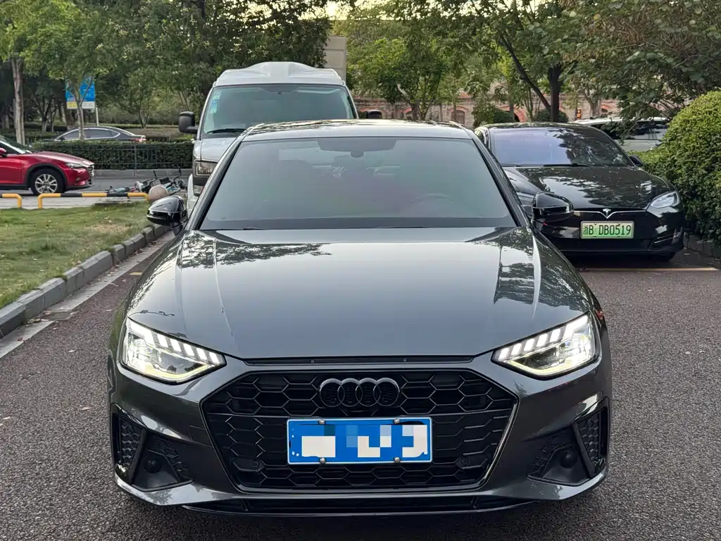 Audi A4L 2023