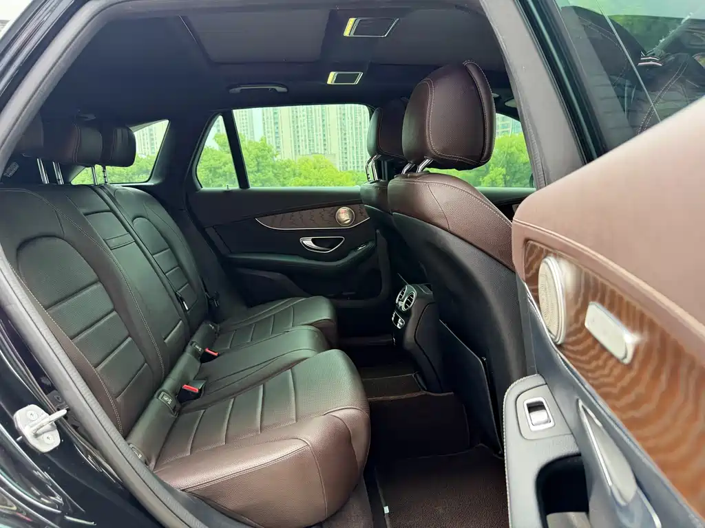 Mercedes-Benz GLC 2020 — фото 13