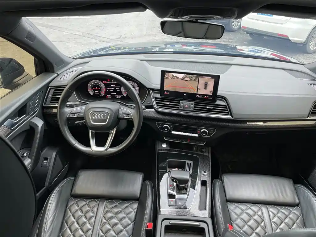 Audi Q5L Sportback 2022 — фото 7