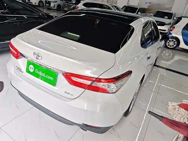 Toyota Camry 2018