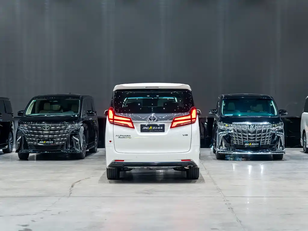 Toyota Alphard 2018 — фото 3