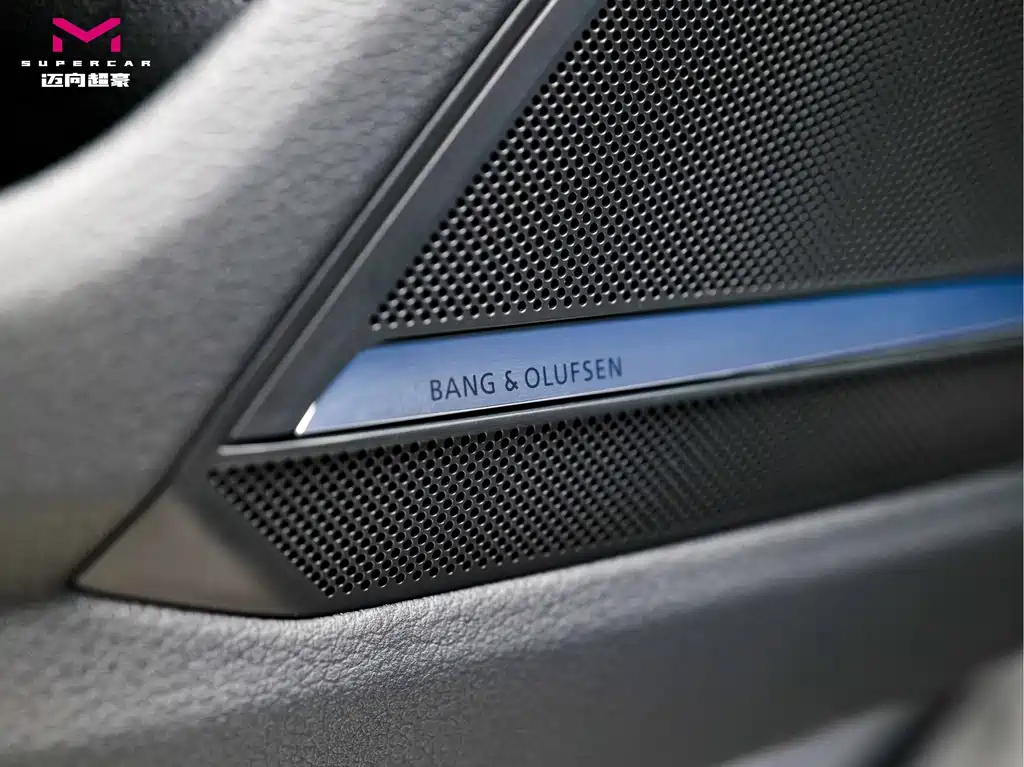 Audi RS 6 2021 — фото 13