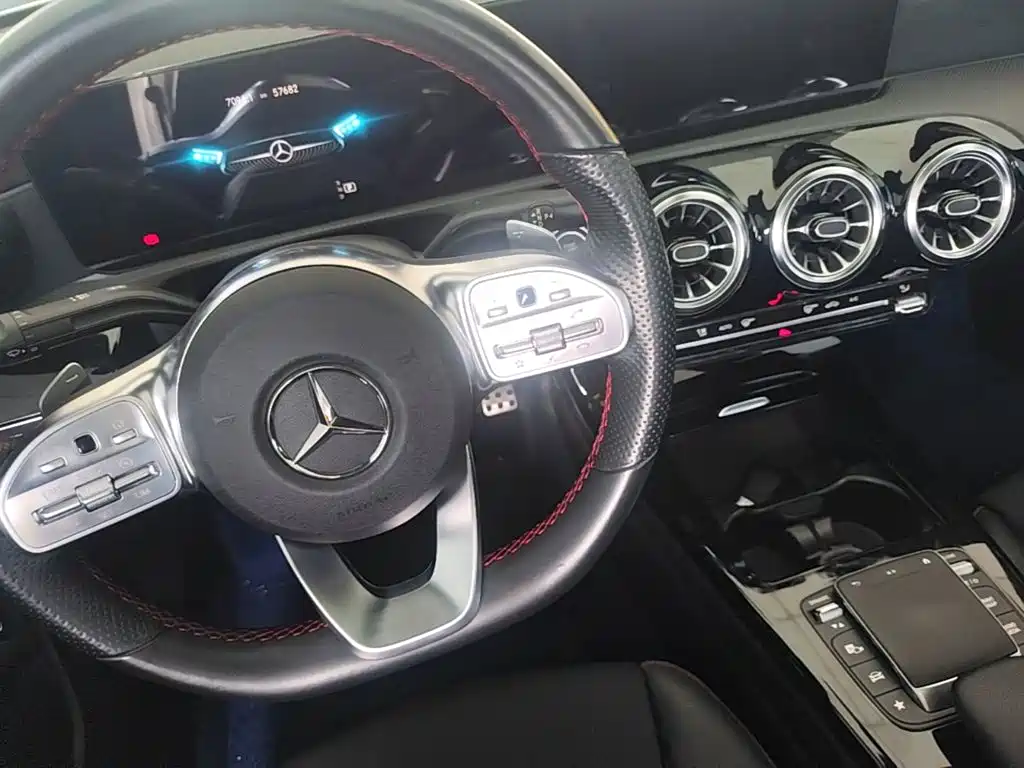 Mercedes-Benz CLA 2021 — фото 14