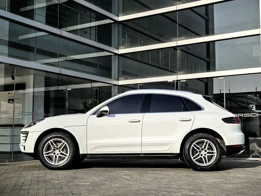 Porsche Macan 2016 — фото 4