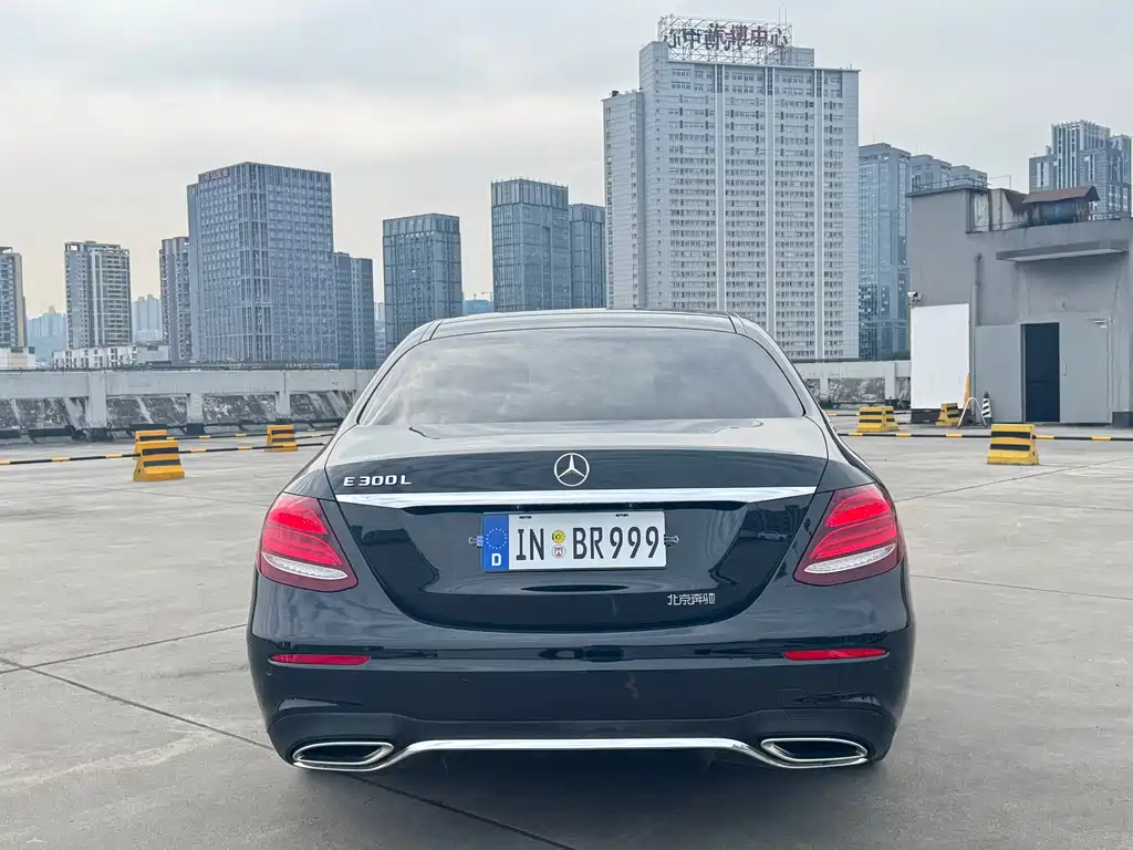 Mercedes-Benz E-Class 2020 — фото 12