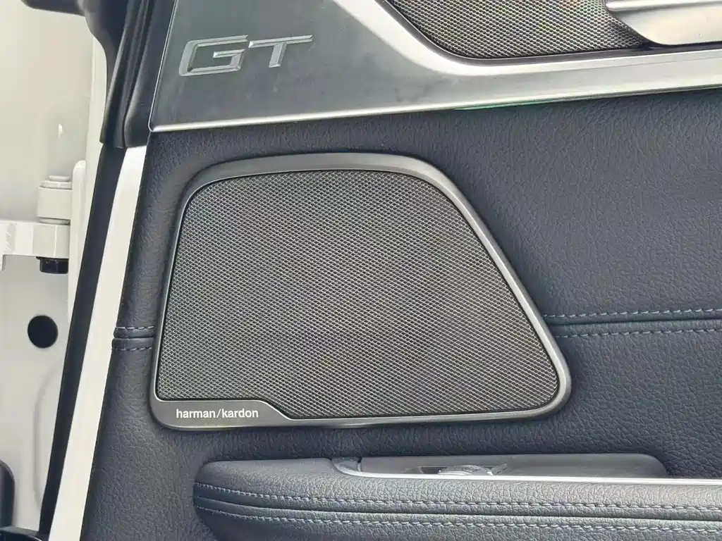 BMW 6 Series GT 2020 — фото 8