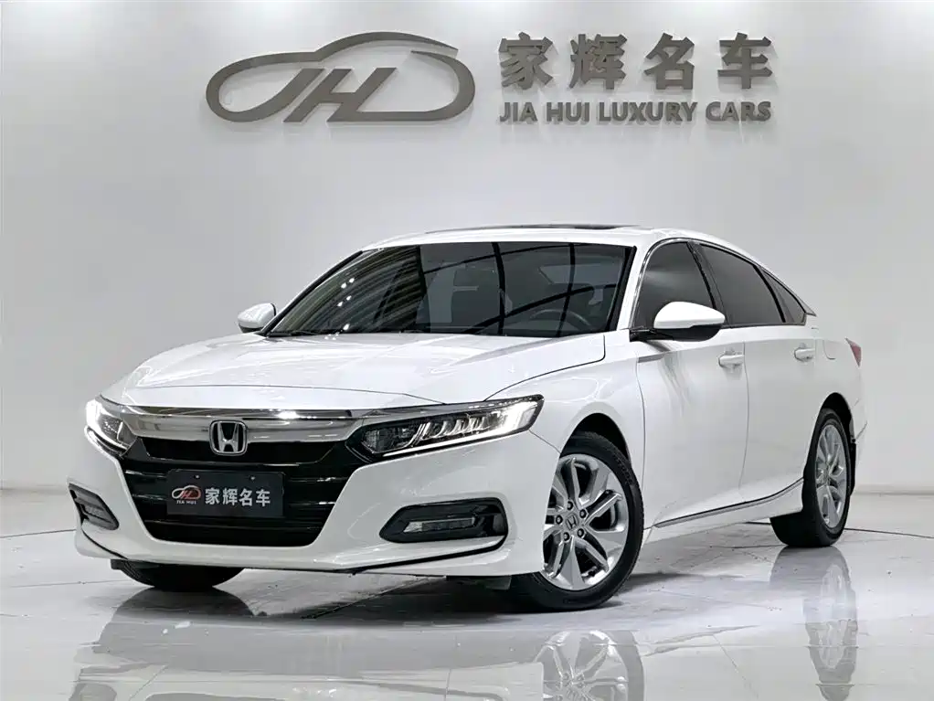 Honda Accord 2020 — фото 1