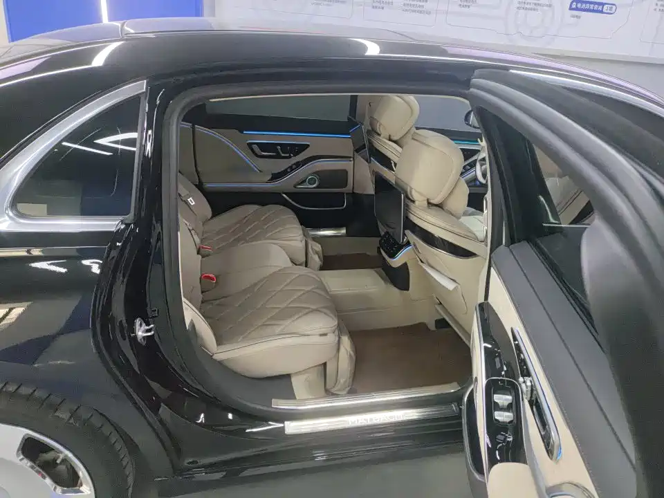 Mercedes-Benz S-Class 2023 — фото 6
