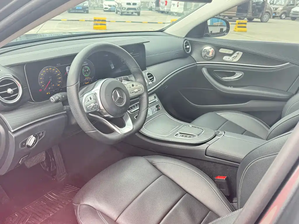 Mercedes-Benz E-Class 2020 — фото 6