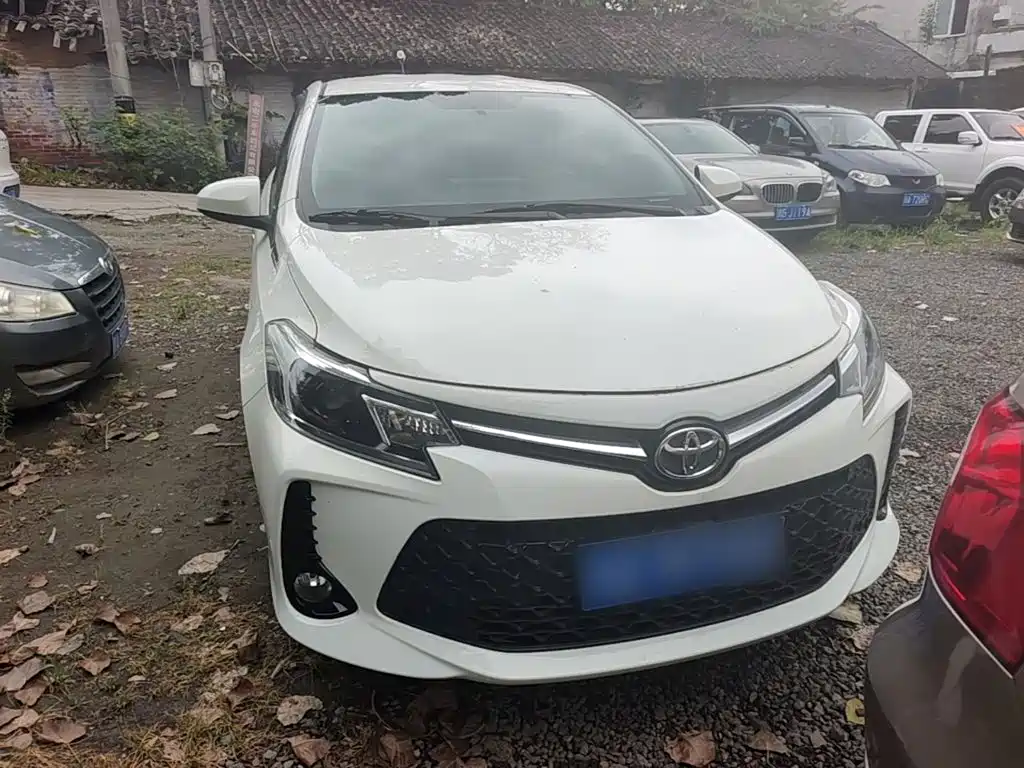 Toyota Vios FS 2023