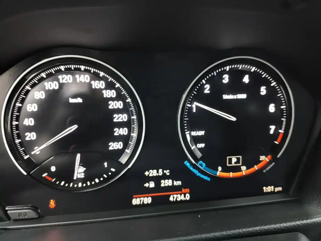 BMW 1 Series 2022 — фото 12