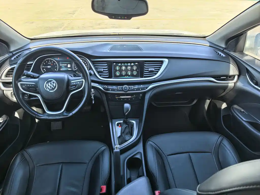 Buick Excelle 2019 — фото 4