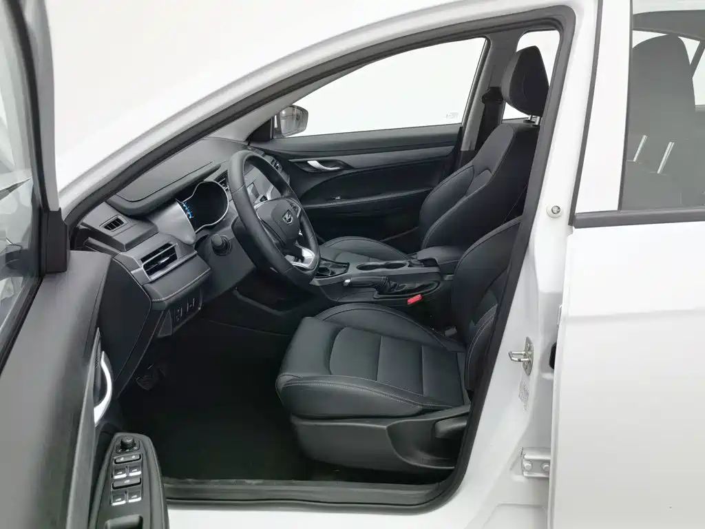 Geely Emgrand 2022 — фото 10