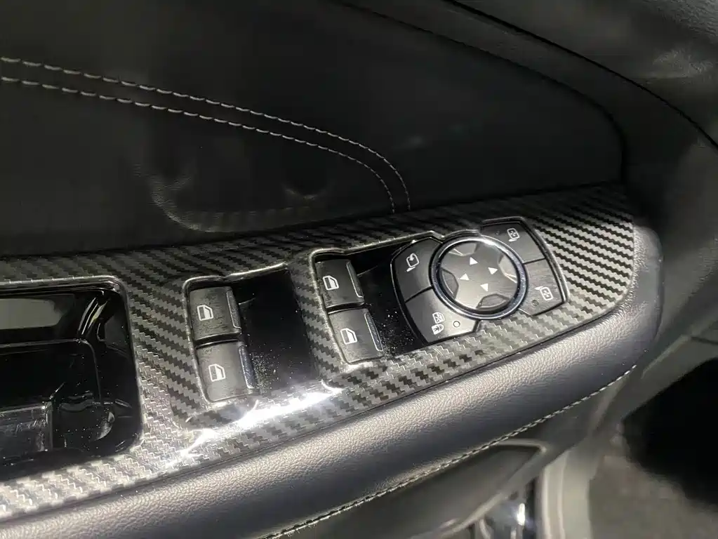 Ford Edge 2021 — фото 17