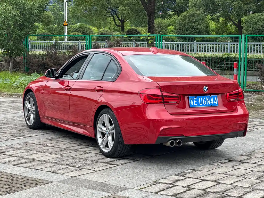 BMW 3 Series 2019 — фото 15