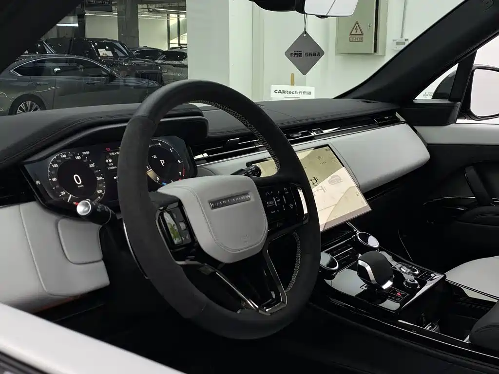 Land Rover Range Rover Sport 2023 — фото 27