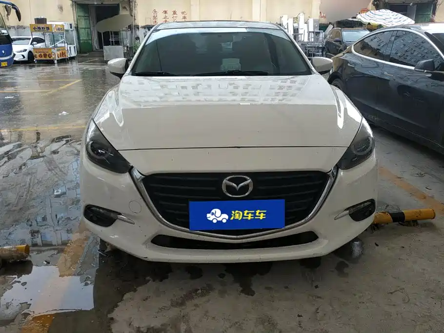 Mazda 3 Axela 2018