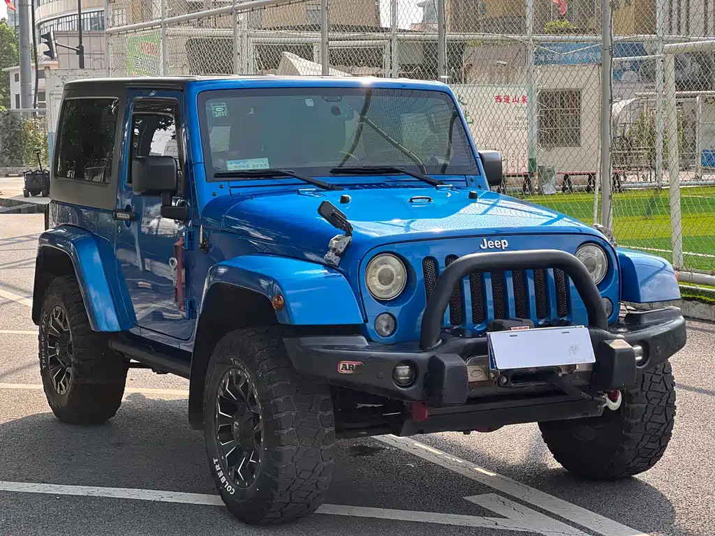 Jeep Wrangler 2015 — фото 3