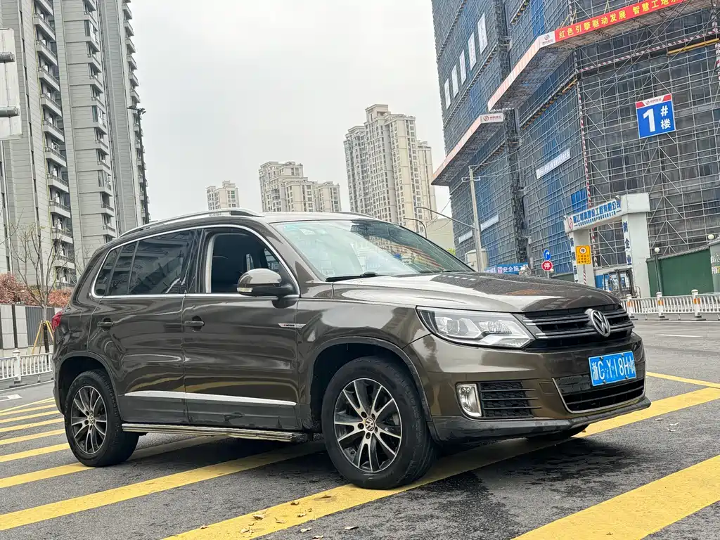 Volkswagen Tiguan 2016 — фото 2
