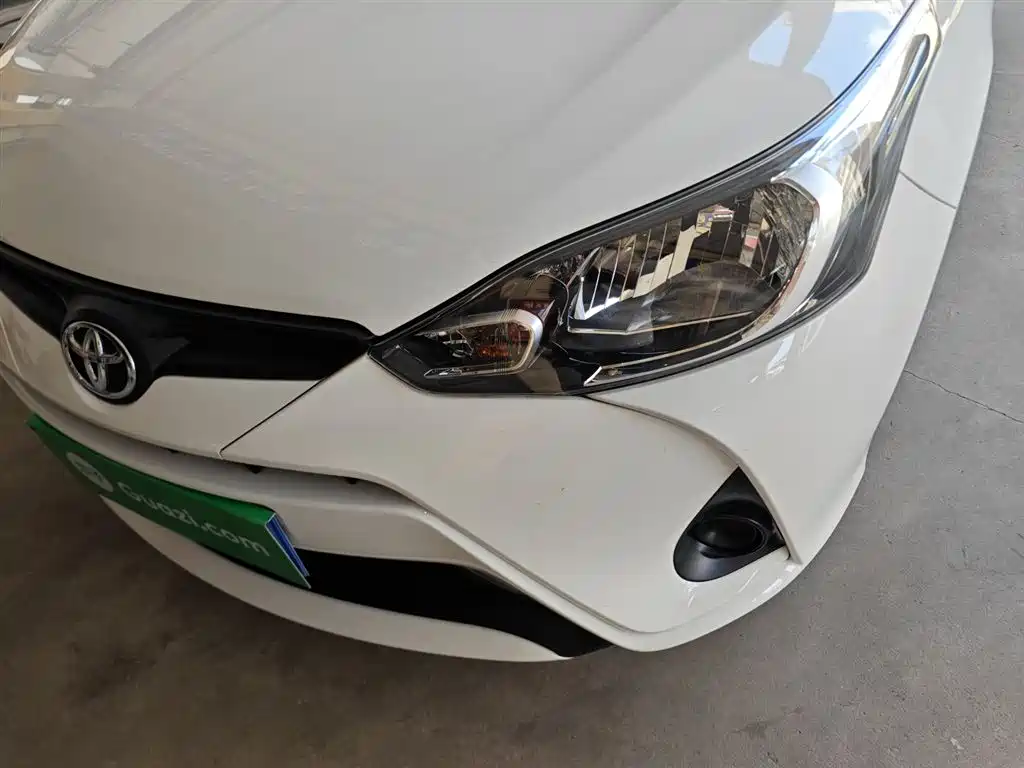 Toyota Yaris L 2019 — фото 24