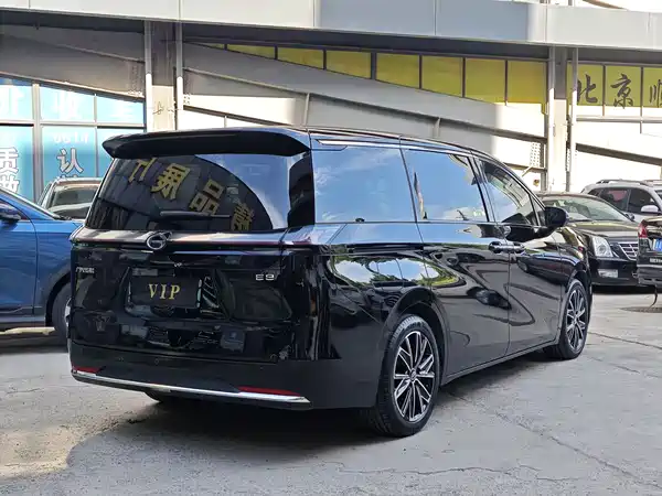 GAC Trumpchi E8 PHEV 2024