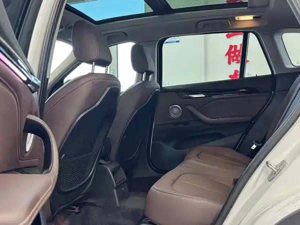 BMW X1 2022
