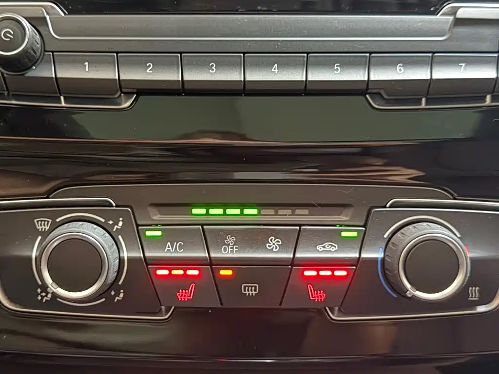 BMW X1 2023 — фото 13