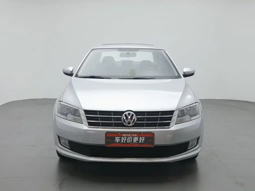 Volkswagen Lavida 2013