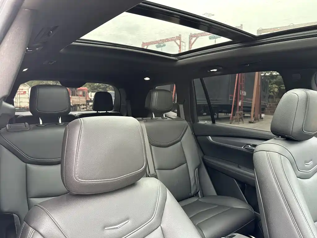 Cadillac XT6 2020 — фото 13