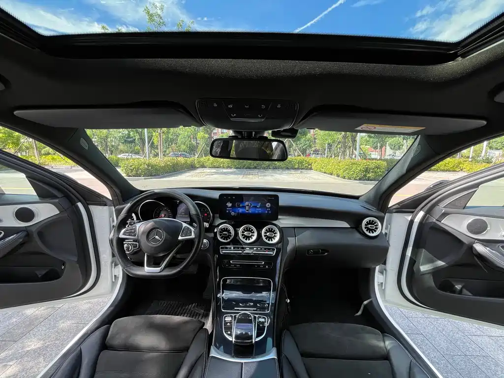 Mercedes-Benz C-Class 2018 — фото 6